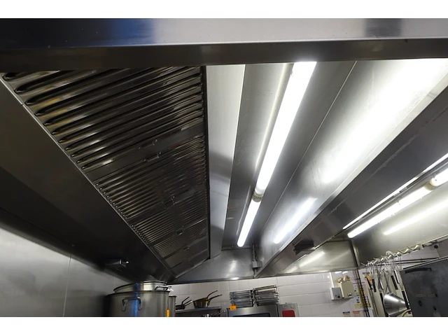 Inox dampkap - afbeelding 5 van  8