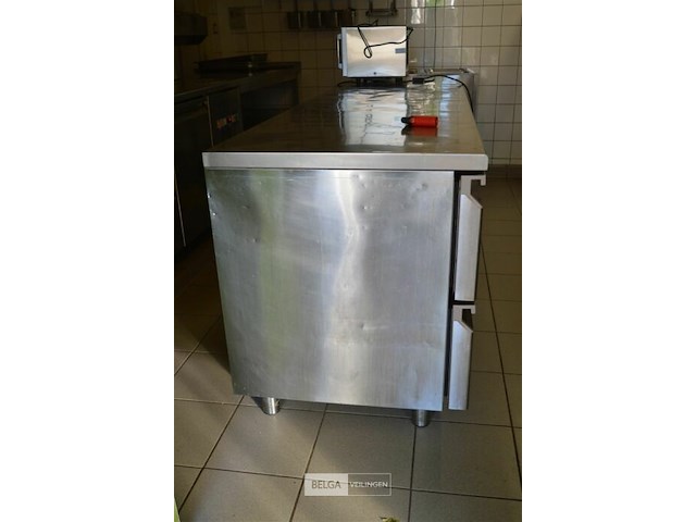 Inox frigo met werktafel 8 lades diamond gold line 220v - afbeelding 1 van  4