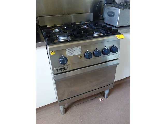 Inox gasfornuis zanussi - afbeelding 1 van  4