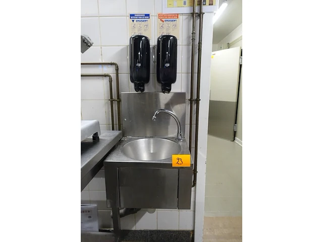 Inox handwasser - afbeelding 1 van  3