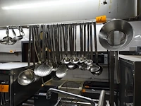 Inox houder + diverse lepels & kloppers - afbeelding 1 van  5