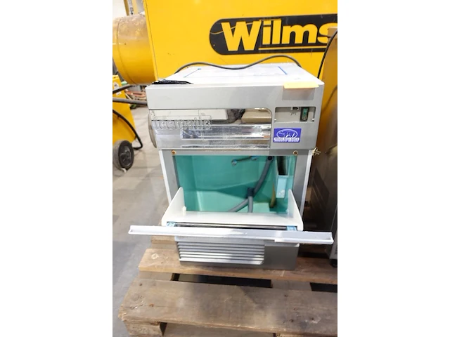 Inox ijsblokmachine icematic - afbeelding 2 van  4