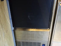 Inox ijsmachine ggmgastro - afbeelding 1 van  2