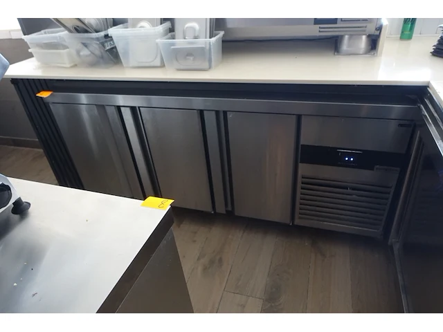 Inox koelwerkbank ggmgastro - afbeelding 1 van  3