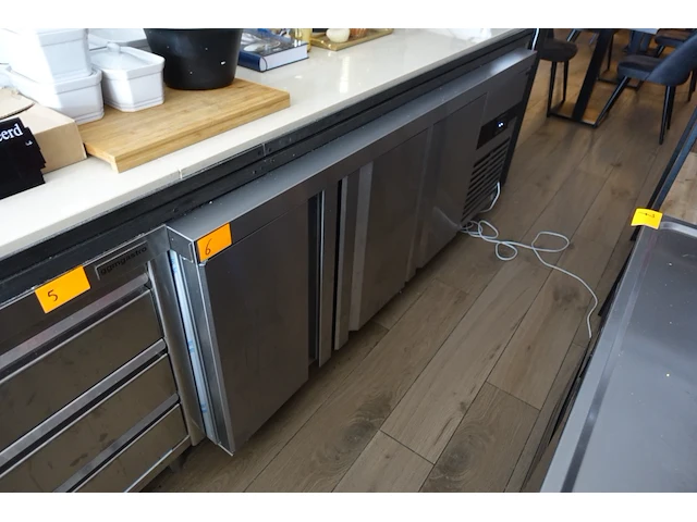 Inox koelwerkbank ggmgastro - afbeelding 1 van  3