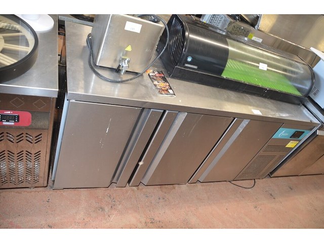 Inox koelwerkbank topcold 3 deuren afm. 1,80m x 0,70m - afbeelding 4 van  6