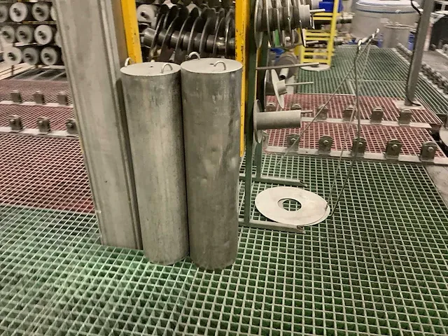 Inox koker voor verfkokers (69x) - afbeelding 4 van  4