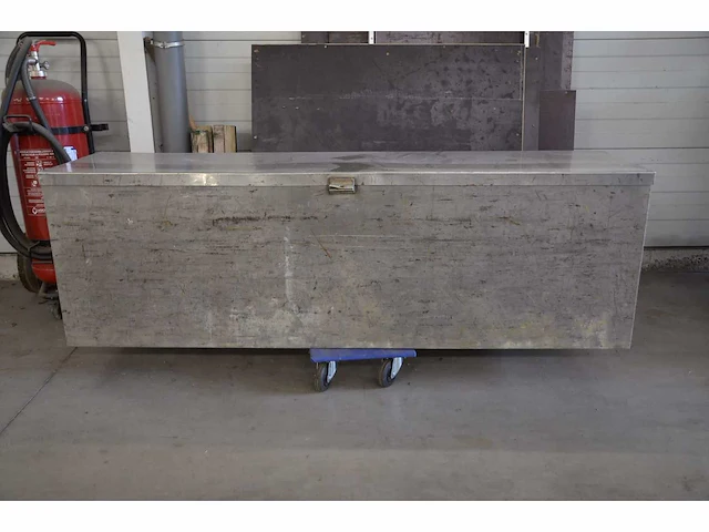 Inox materiaalbak - afbeelding 1 van  4