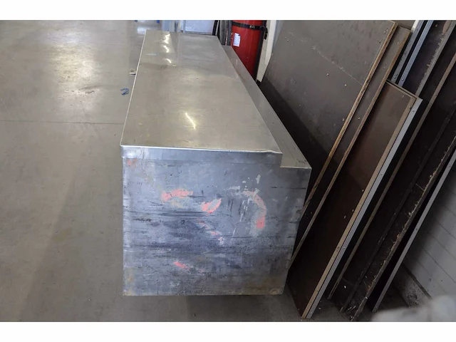 Inox materiaalbak - afbeelding 2 van  4