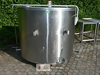 Inox melkkoeltank