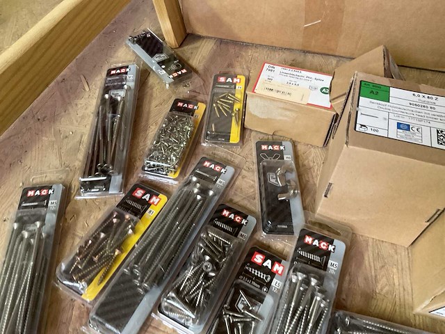 Inox schroeven en bouten - afbeelding 2 van  11