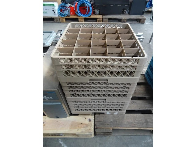 Inox spoelmachine winterhalter - afbeelding 2 van  10
