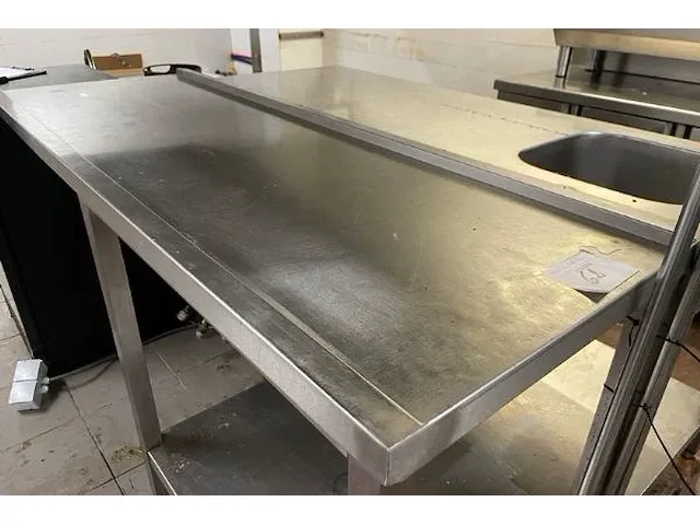Inox tafel - afbeelding 2 van  2