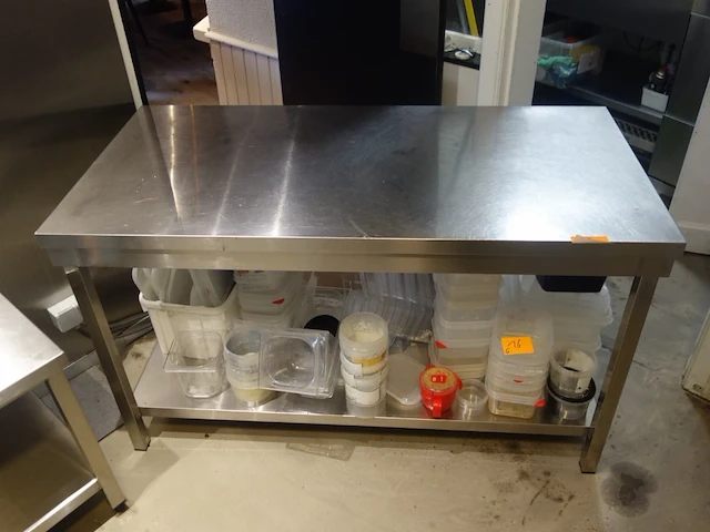 Inox tafel - afbeelding 2 van  3