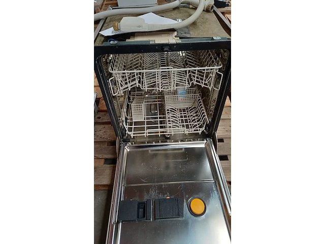 Inox vaatwasser miele - afbeelding 3 van  4