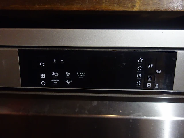 Inox vaatwasser sharp - afbeelding 2 van  4