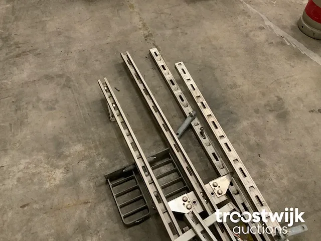 Inox valbeveiliging met geleider - afbeelding 5 van  5