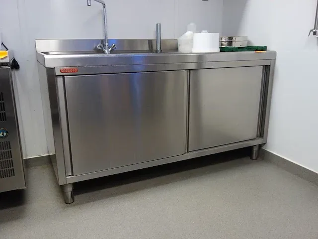Inox wastafel - afbeelding 1 van  3