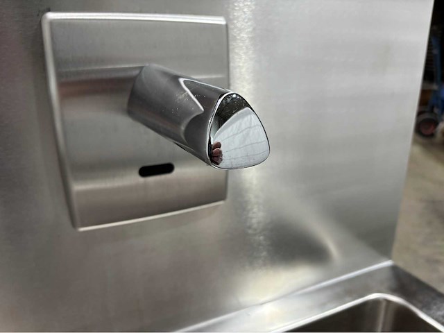 Inox wastafel - afbeelding 10 van  10