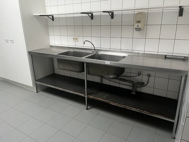 Inox werkblad met dubbele afwasbak - afbeelding 3 van  3