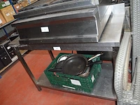 Inox werktafel 1,20 m, 10 steelpannen (19,28) - afbeelding 3 van  5