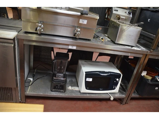 Inox werktafel 1,40 m (23) - afbeelding 1 van  3