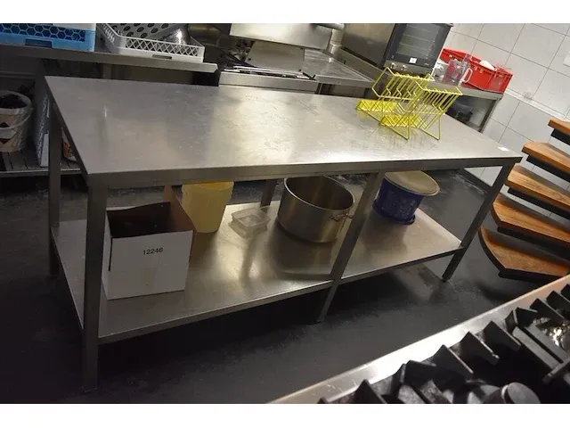 Inox werktafel 2 etages ca. 2,50m (32) - afbeelding 3 van  5