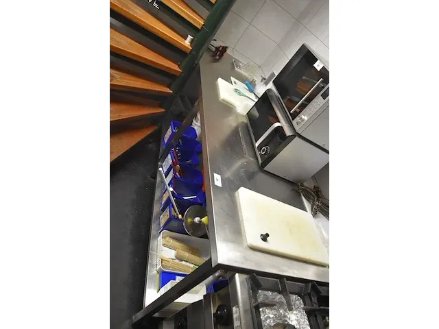 Inox werktafel 2 etages ca. 2,50m (35) - afbeelding 4 van  5