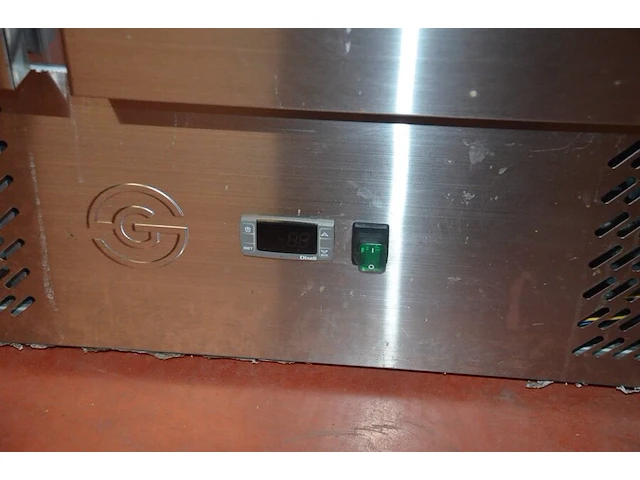 Inox werktafel met 6 koellades dixell 1000100026291 (30) - afbeelding 4 van  7