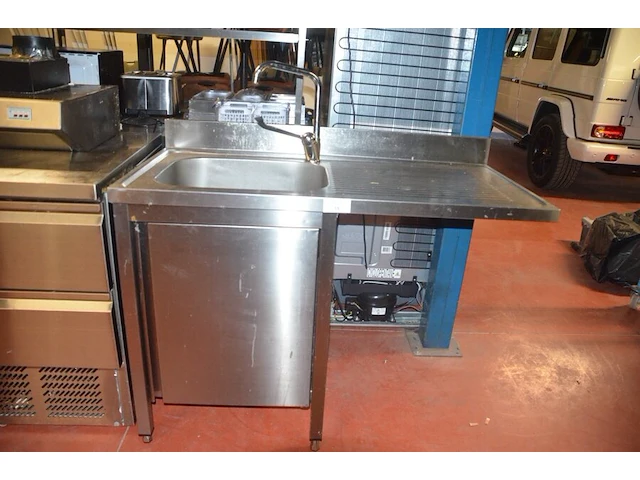 Inox werktafel met spoelbak en kraan (36) - afbeelding 1 van  7
