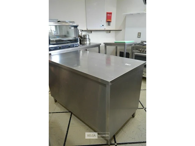 Inox werktafel - afbeelding 4 van  4