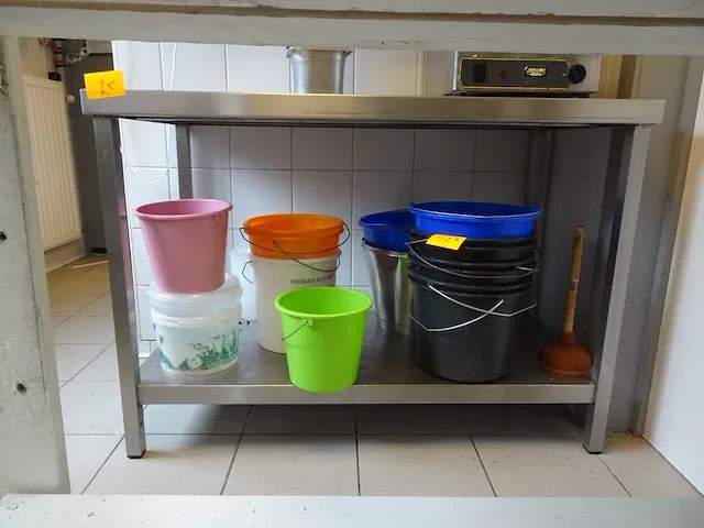 Inox werktafel - afbeelding 1 van  3