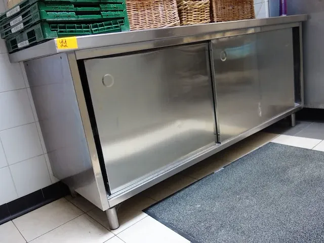 Inox werktafel - afbeelding 1 van  2