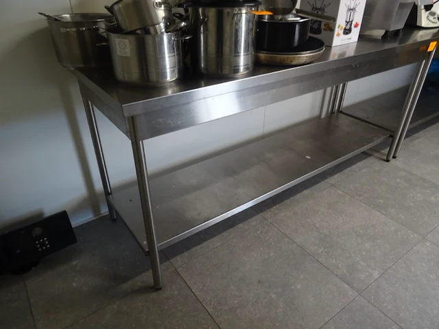 Inox werktafel - afbeelding 2 van  2