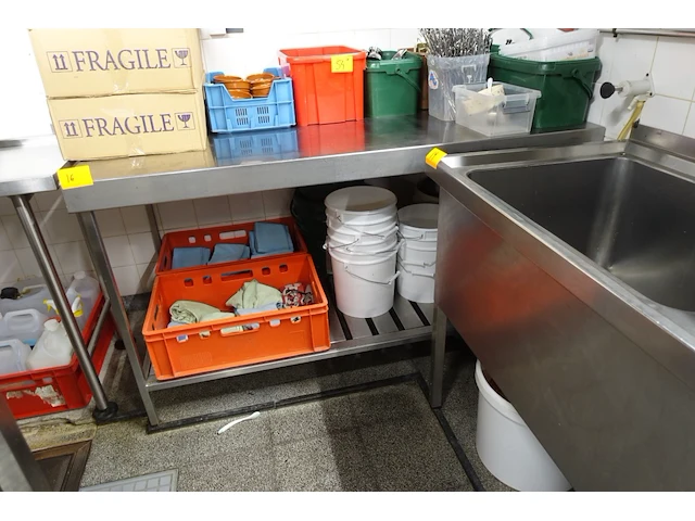 Inox werktafel - afbeelding 1 van  2