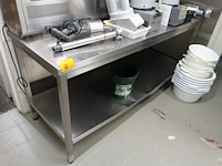 Inox werktafel - afbeelding 1 van  3