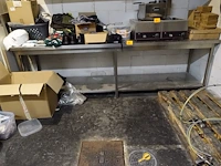 Inox werktafel - afbeelding 1 van  2