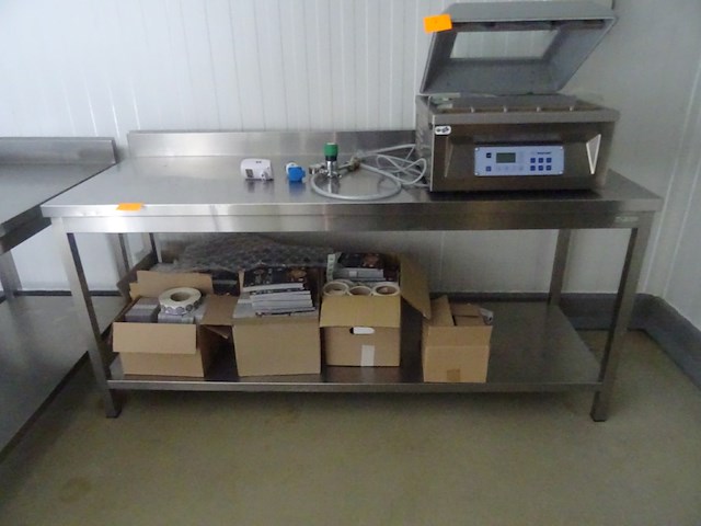 Inox werktafel - afbeelding 1 van  1