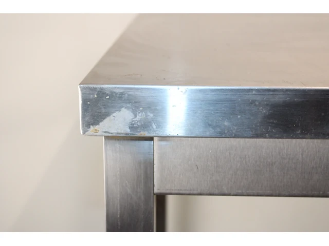 Inox werktafel - afbeelding 3 van  4