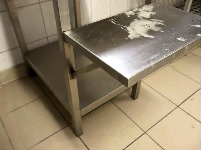 Inox werktafel - afbeelding 3 van  3