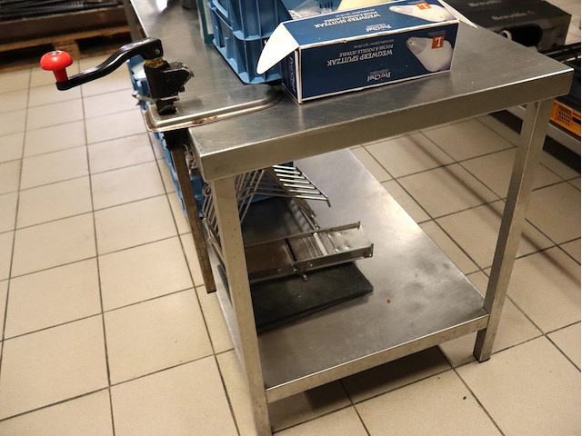 Inox werktafel - afbeelding 3 van  3