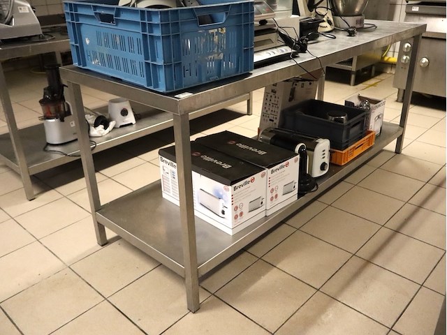 Inox werktafel - afbeelding 1 van  3