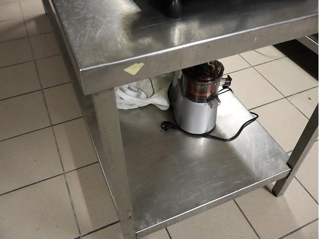 Inox werktafel - afbeelding 3 van  3