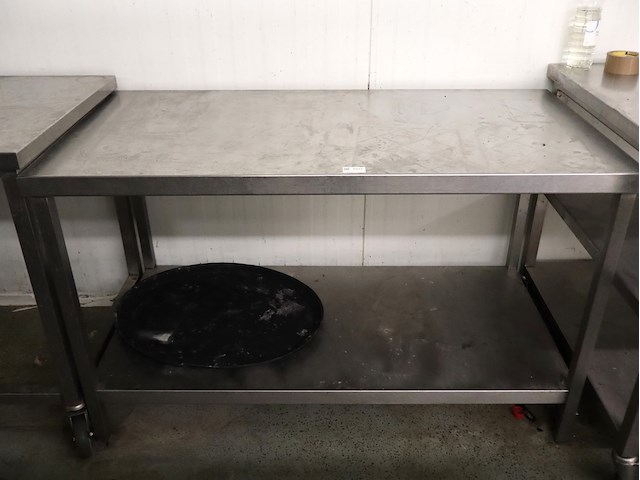 Inox werktafel - afbeelding 1 van  3