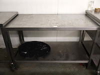 Inox werktafel - afbeelding 1 van  3