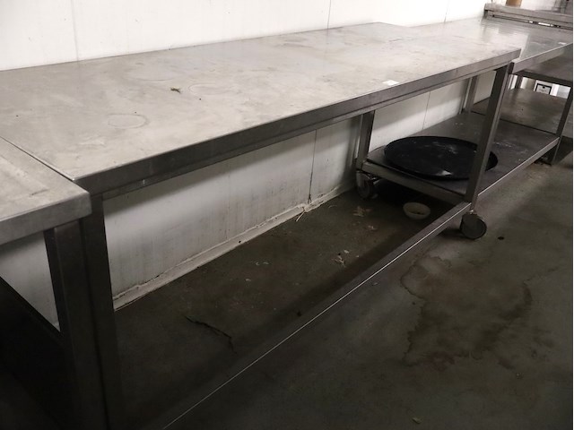 Inox werktafel - afbeelding 1 van  3