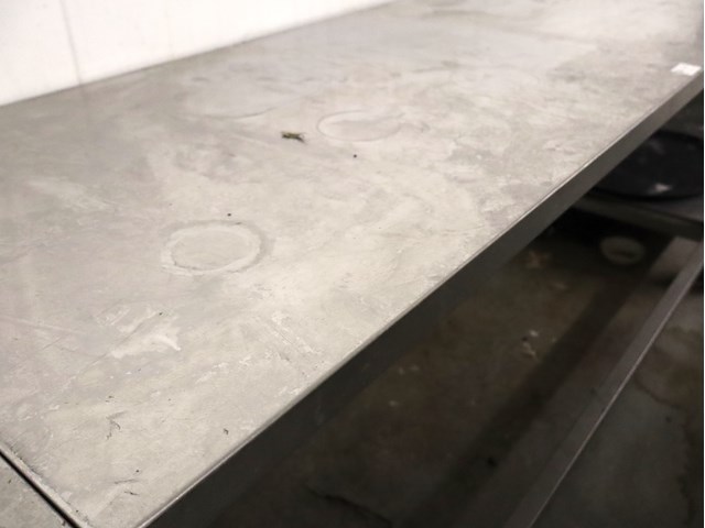 Inox werktafel - afbeelding 2 van  3
