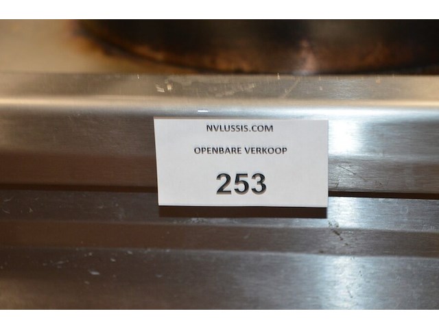 Inox wok 3 branders bertrand met 3 pannen afm. 1,80m x 0,60m - afbeelding 1 van  5