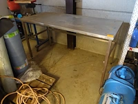 Inox/metalen tafel - afbeelding 1 van  1