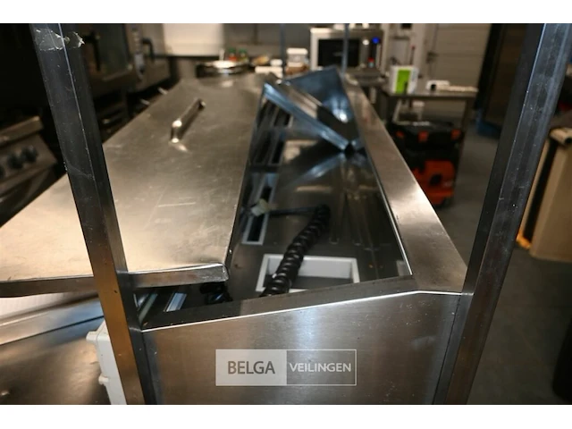 Inox/rvs werktafel met saladette/koeling gram - afbeelding 9 van  10